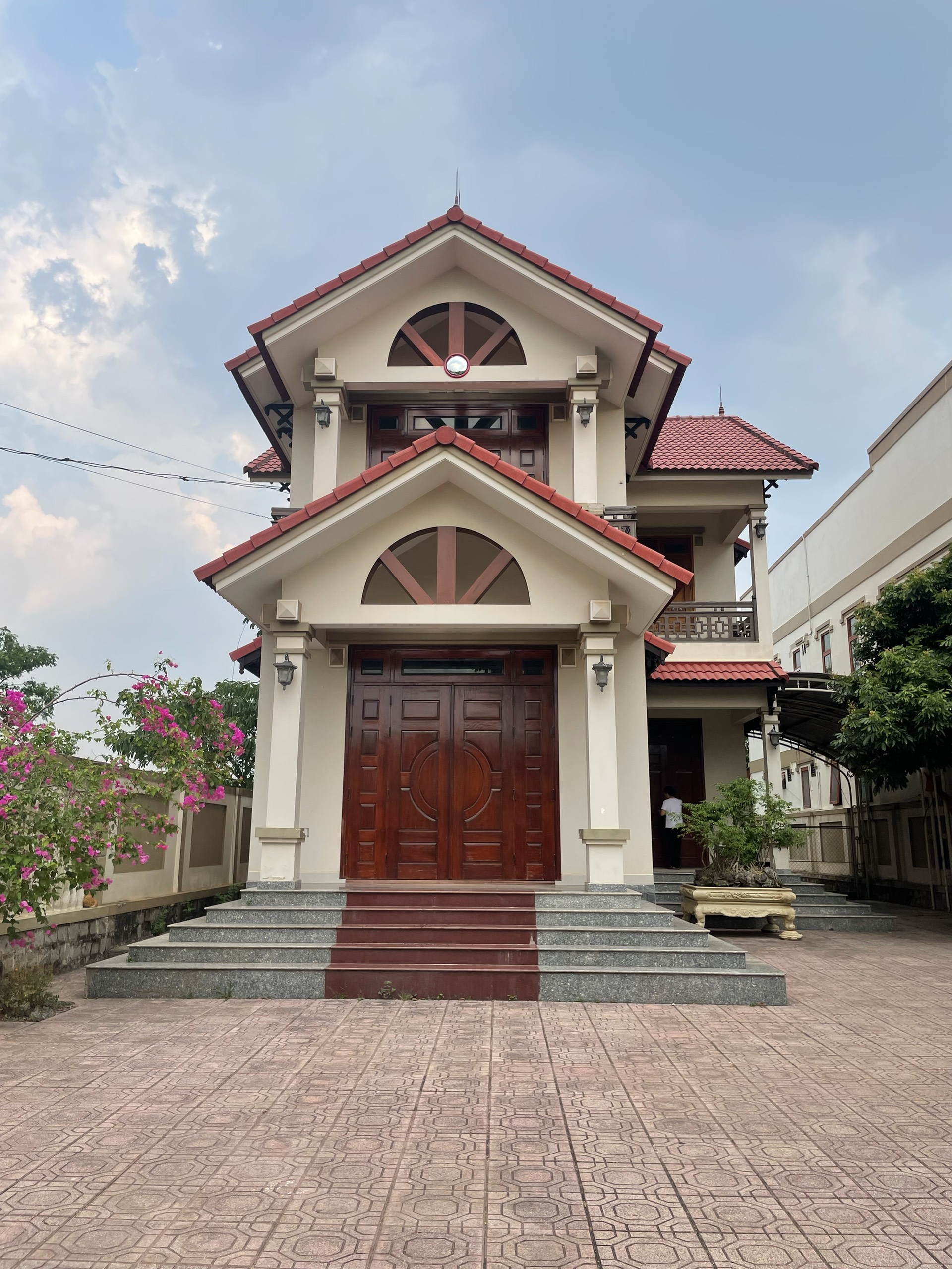 Nhà biệt thự đường Lê Hồng Phong – TT Lao Bảo – Huyện Hướng Hóa