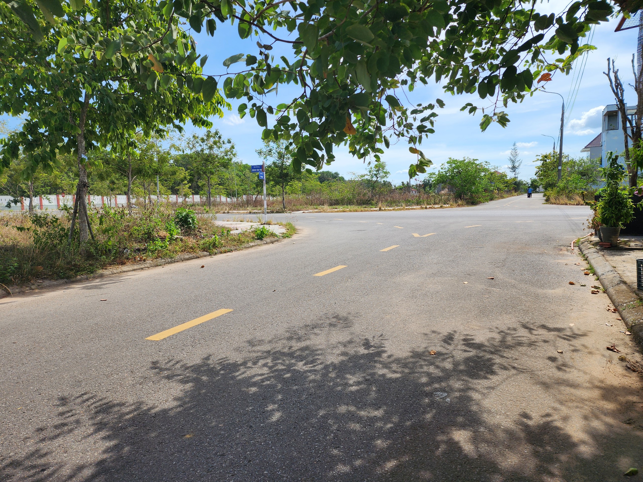 Bán đất đường Tô Hiệu sát lô góc, gần Công viên cây xanh đường Nguyễn Hữu Thọ