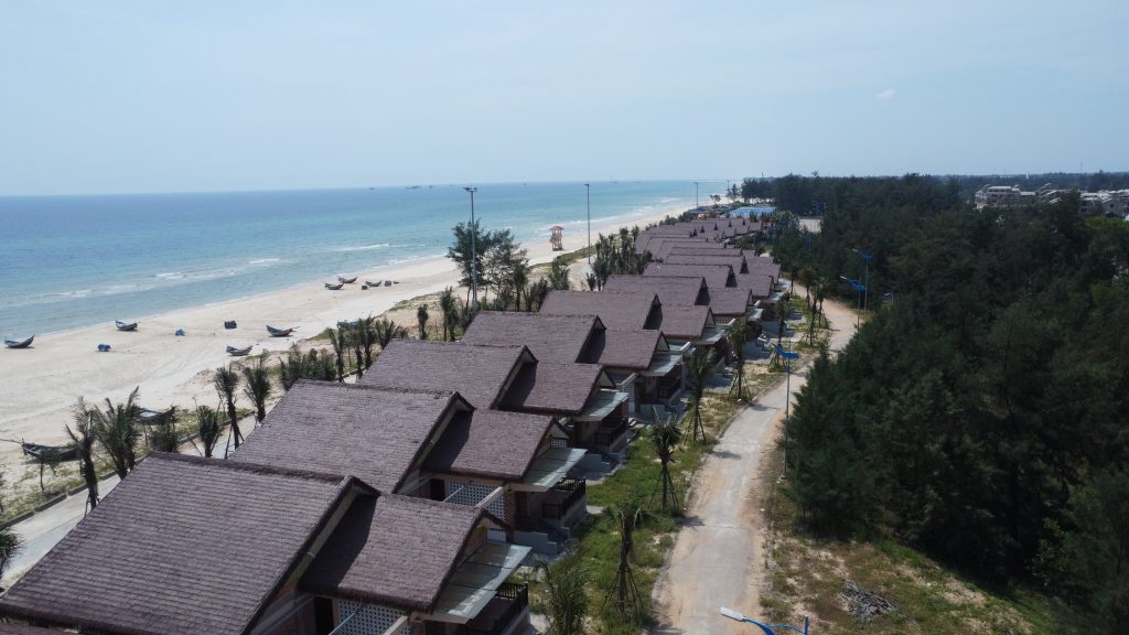 Khu dịch vụ biển bãi tắm Gio Hải