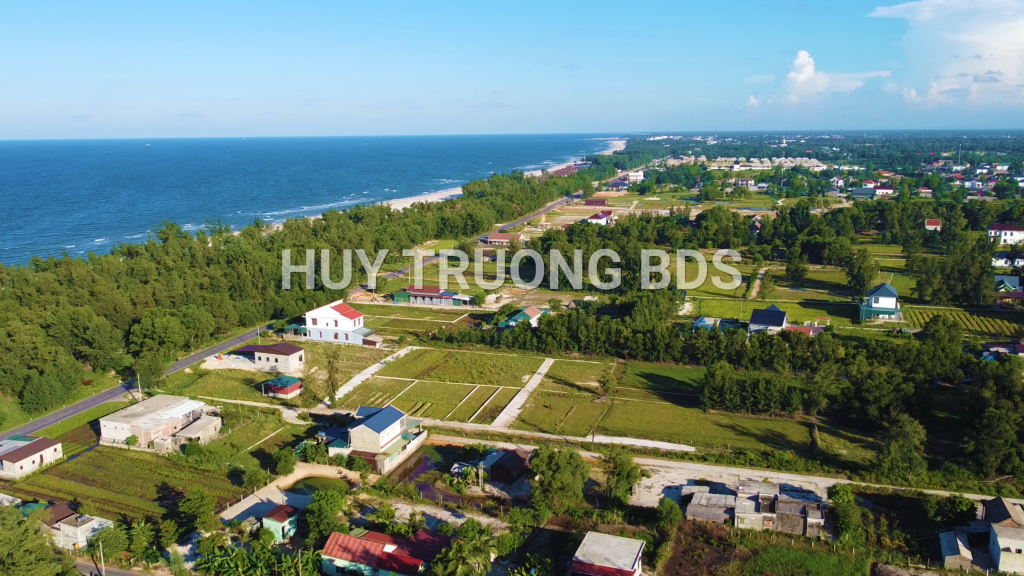 Lô đất cách mặt tiền đường Quốc phòng Gio Hải chưa đến 100m